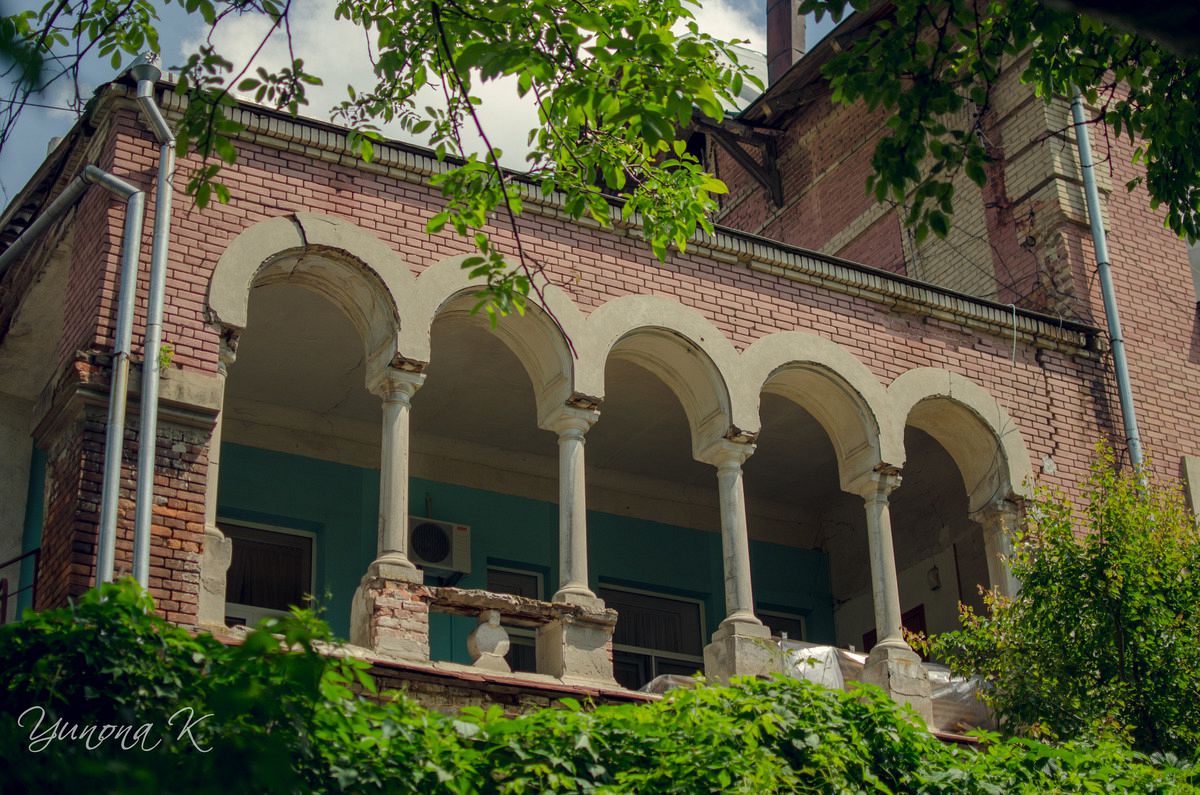 Старовинний маєток