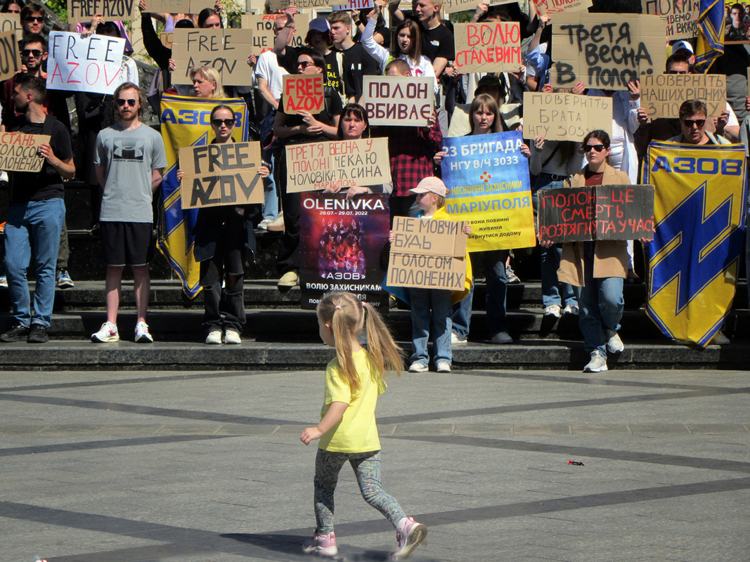 Не мовчи полон вбиває