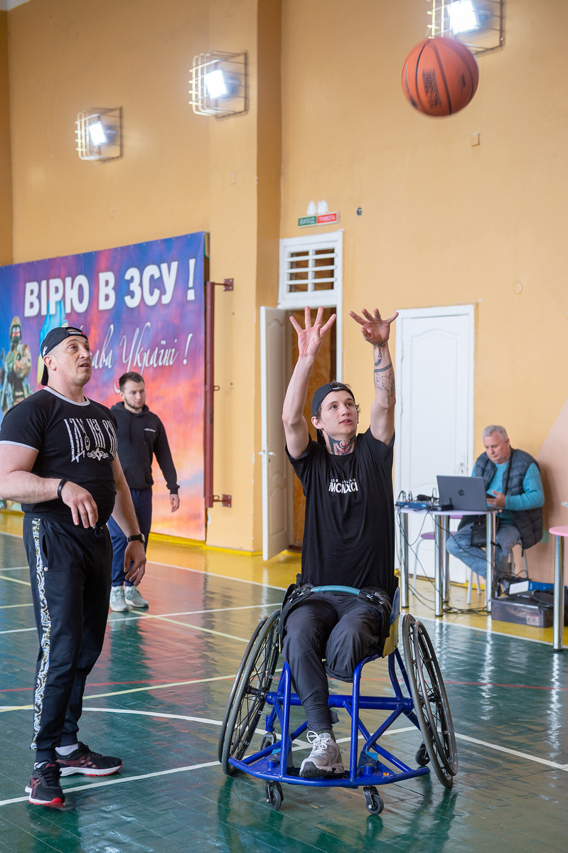 Нескорені 2