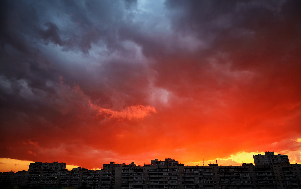 Захід сонця з мого балкона.