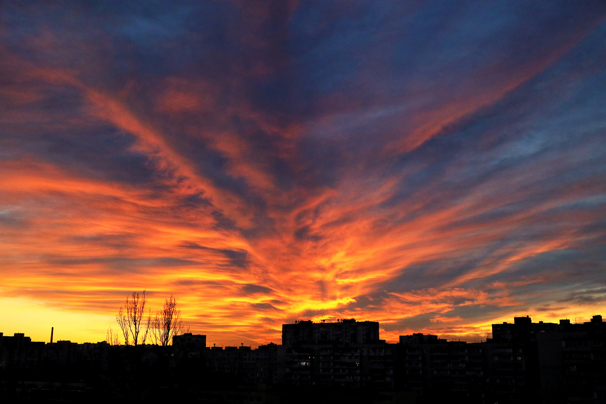 Захід сонця з мого балкона.