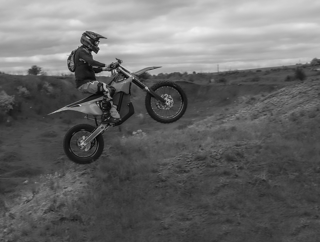 Мотолевітація 5