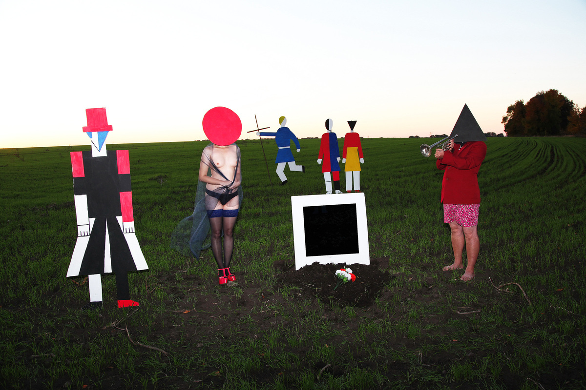 із фотопроєкту Сповідь чорного квадрата-8