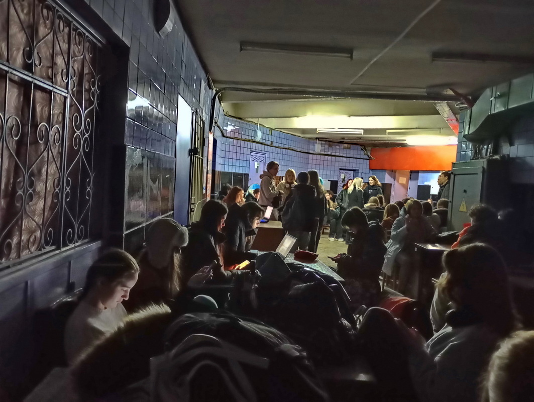 9:02 Навчання продовжуються!