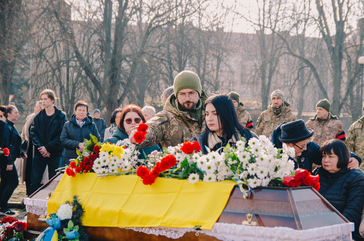 Шана і честь Герою