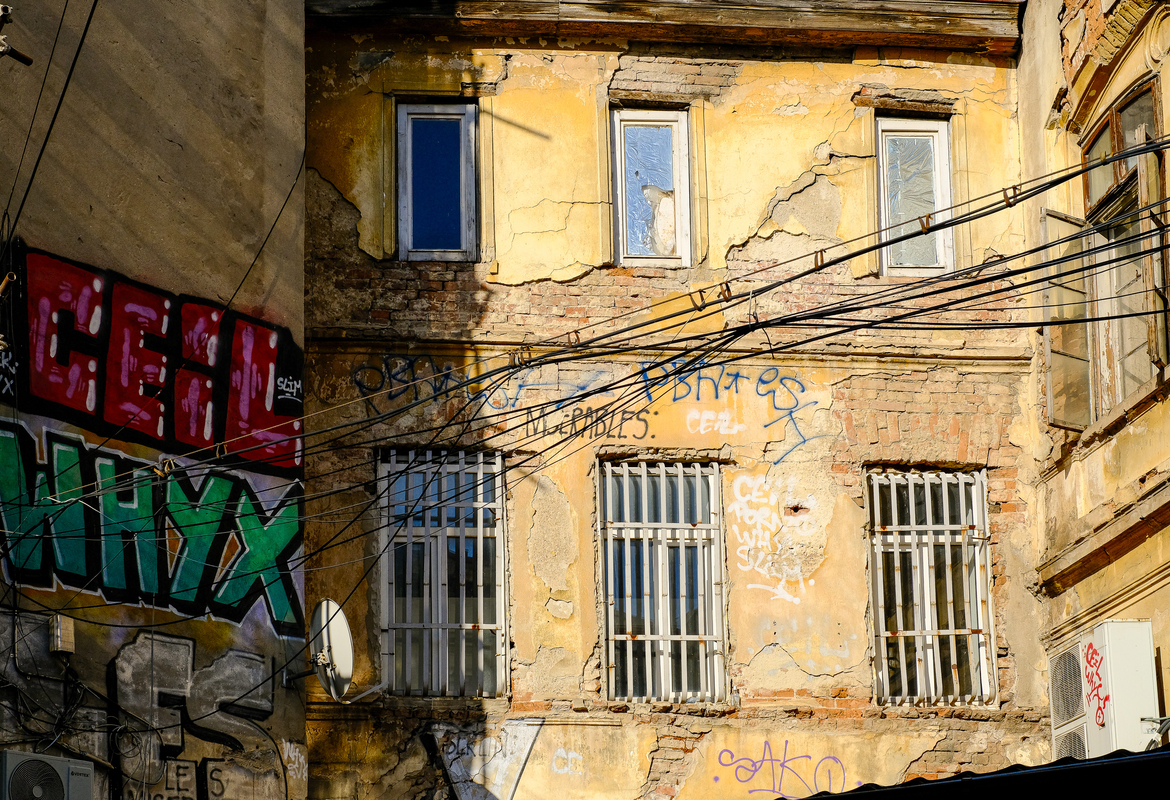 Window bars and silent rooms