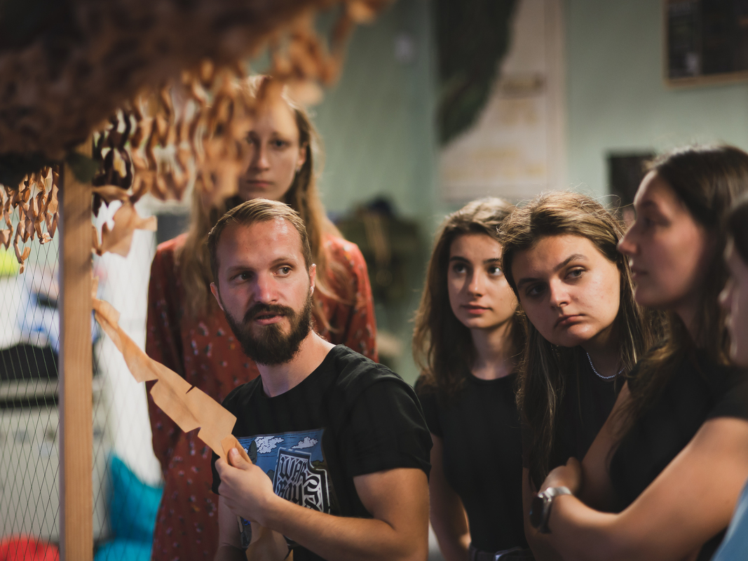 Сіткарі з Оболоні 1