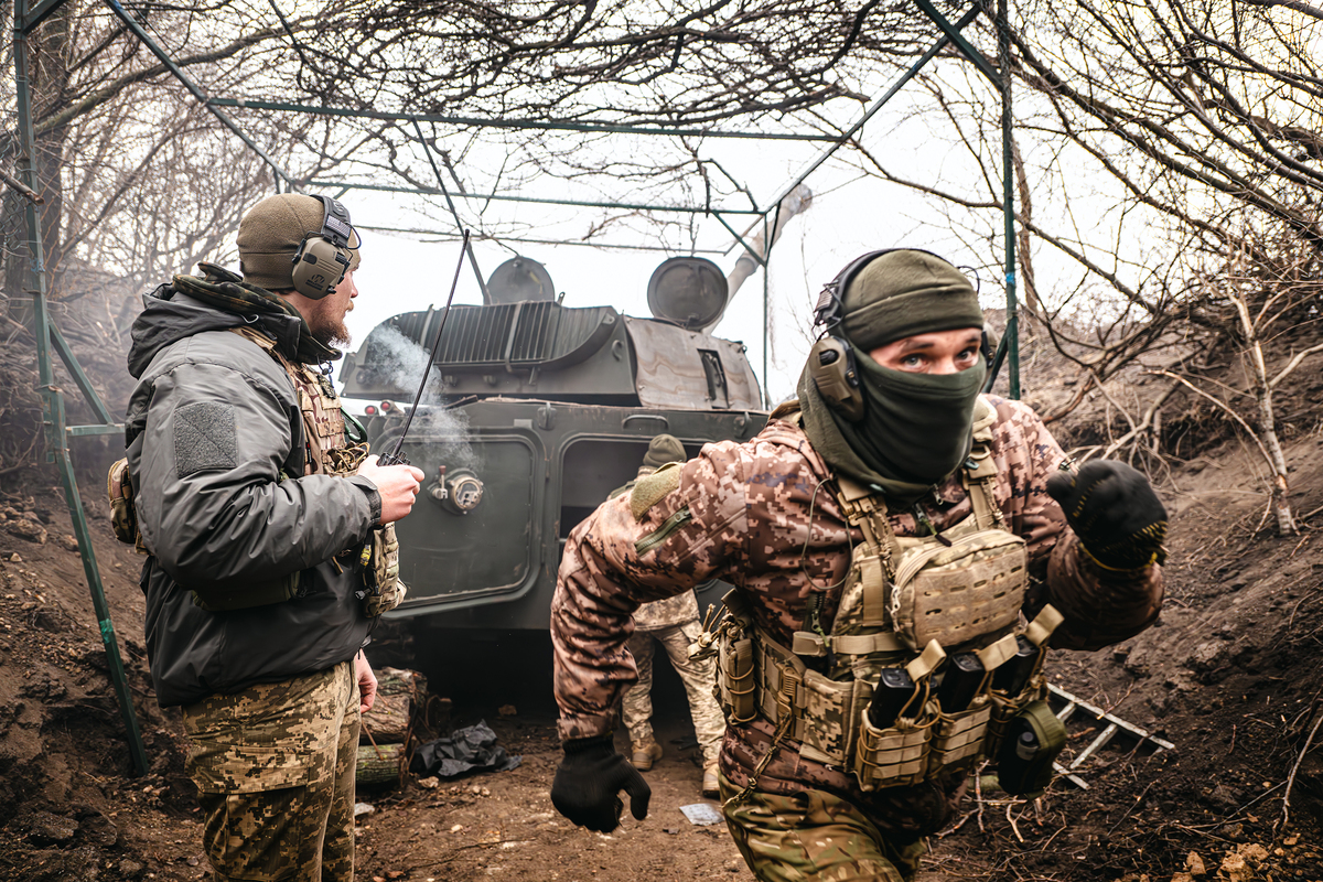 Бойова робота 2С1 2 САДн 23 ОМБр на позиціях поблизу нп. Богатир.