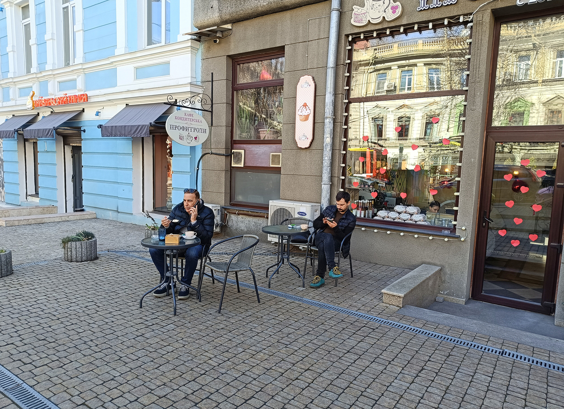 На бігу, замислившись