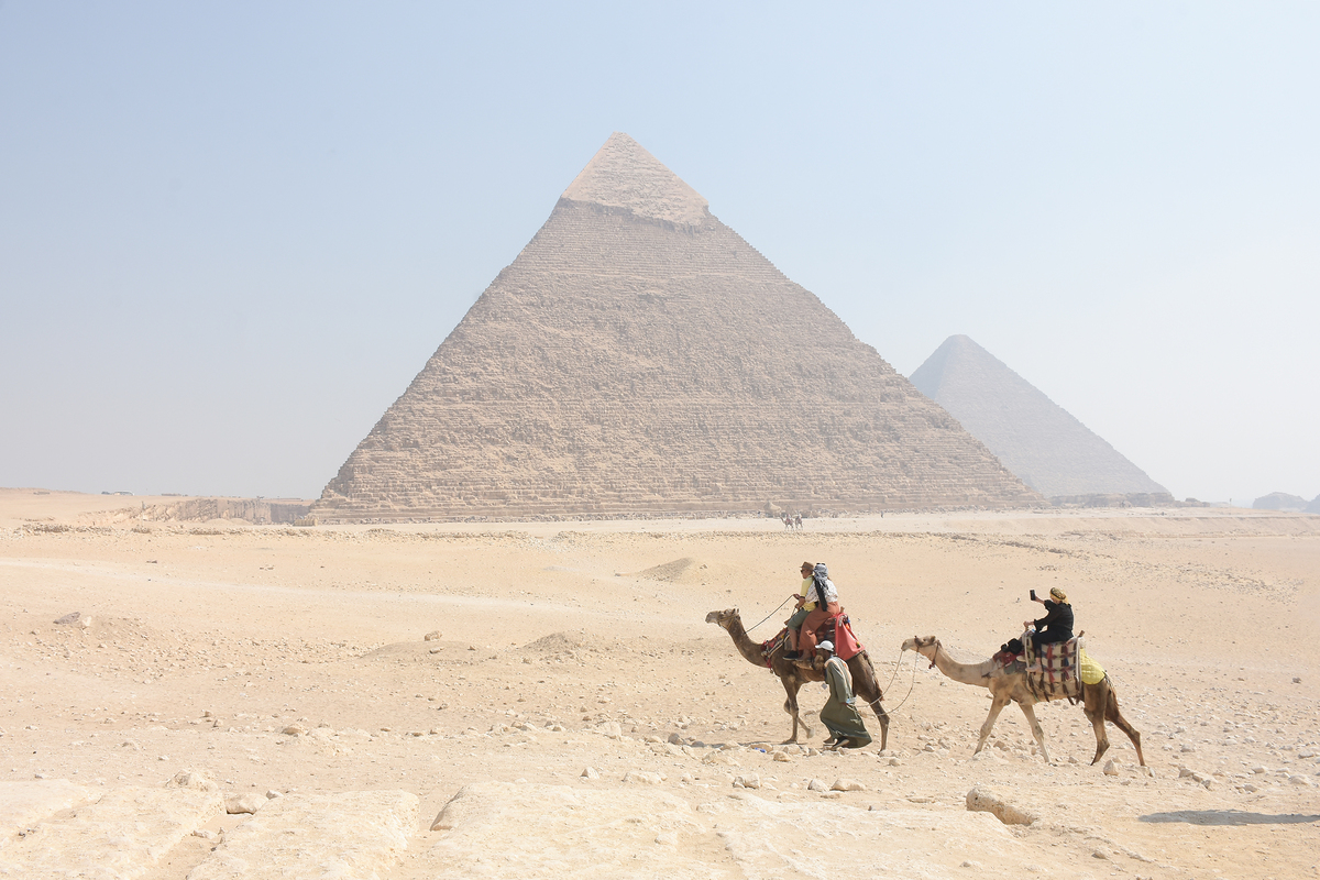 Daily life in the desert 7