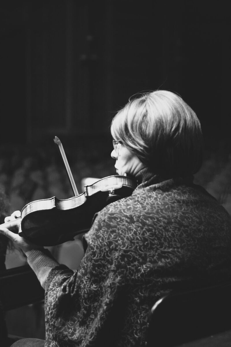 Р РµРїРµС‚РёС†С–СЏ РІ РїРѕСЃС‚СЂР°Р¶РґР°Р»С–Р№ РІС–Рґ СЂРѕСЃС–СЏРЅ С„С–Р»Р°СЂРјРѕРЅС–С— 