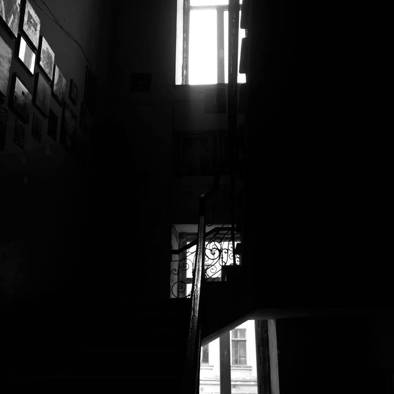 Постраждалий під'їзд став артпростіром