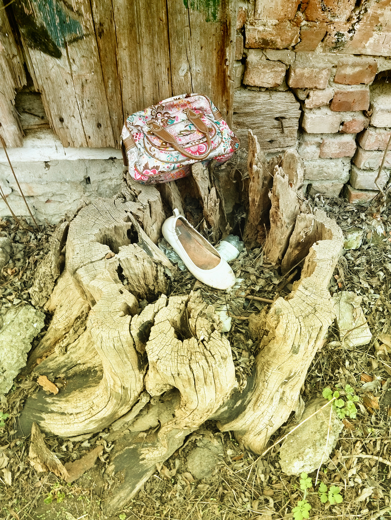 Закинутий спортмайданчик  