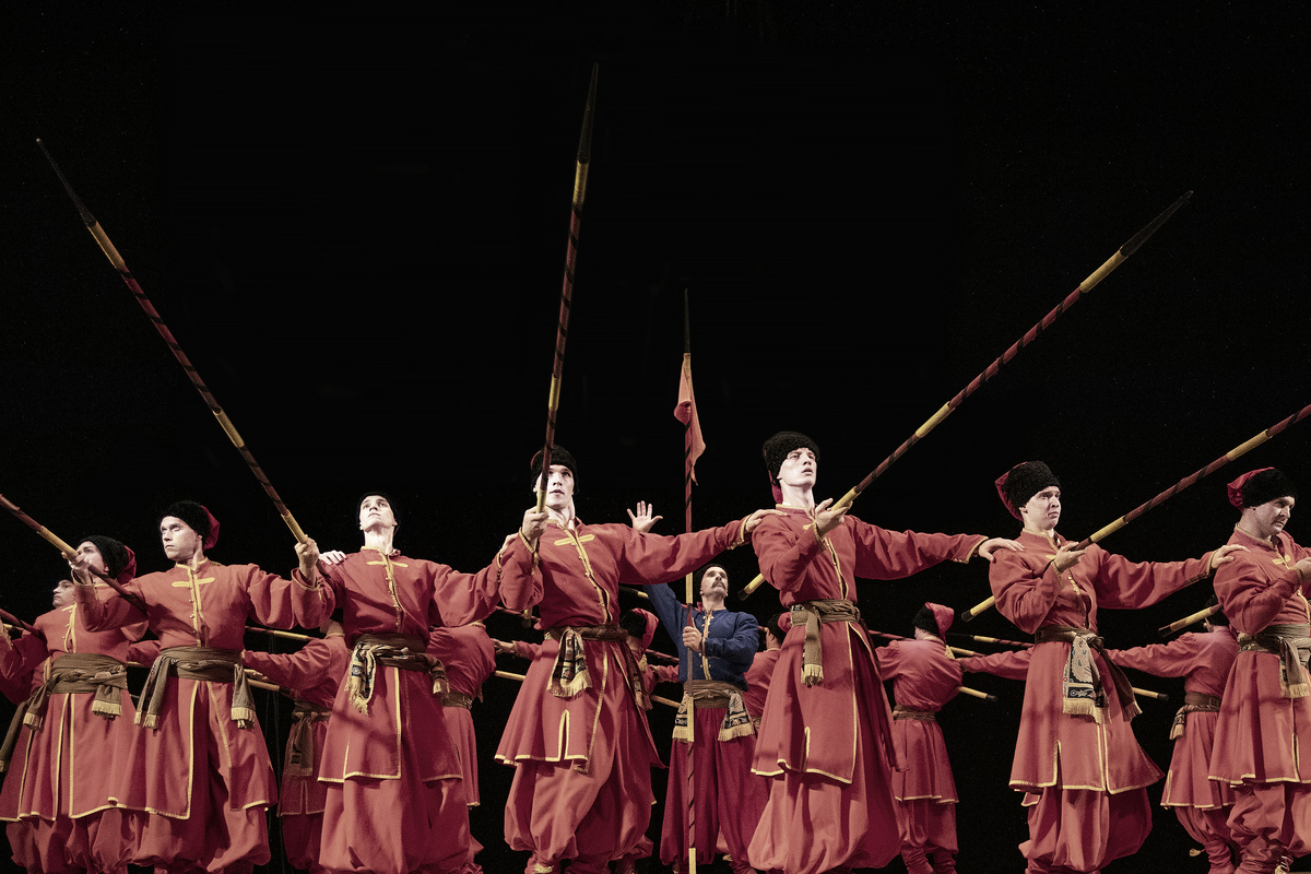 006 Ансамбль танца Украины имени Павла Вирского