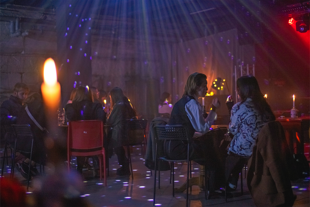 У поетичному антракті 