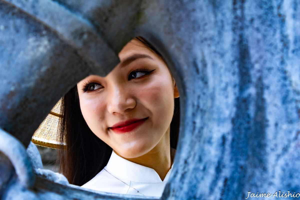 Here's looking at you