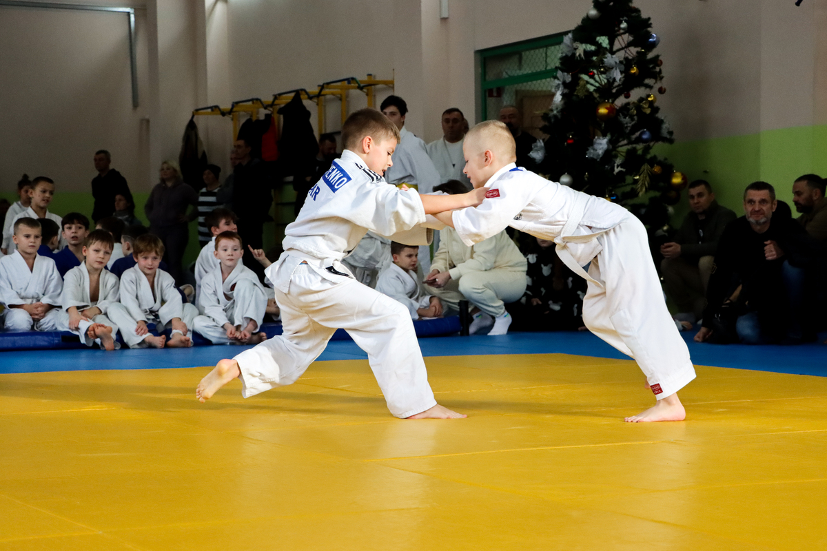 Ні війна, ні молодий вік не спиняють ентузіастів