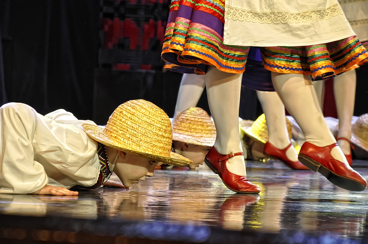 Хлопець під каблуком