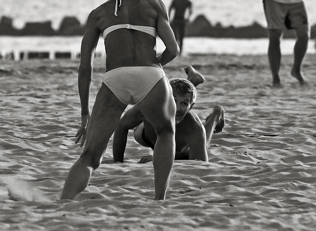 8 Пляжний волейбол