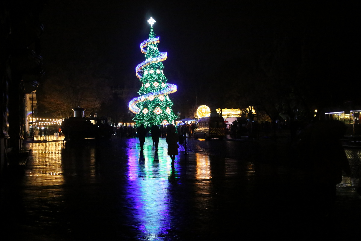 The holiday will win