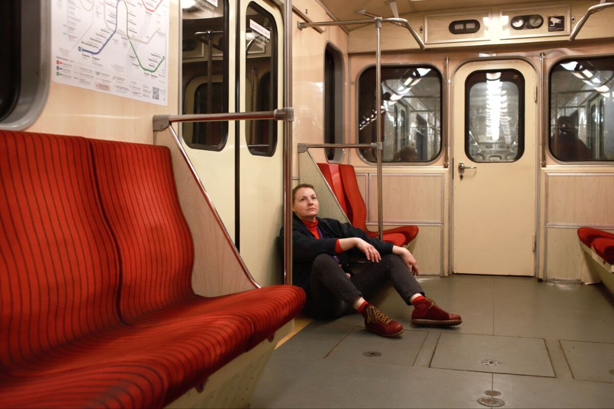 Замальовки в метро 1. Україна. Київ.2025