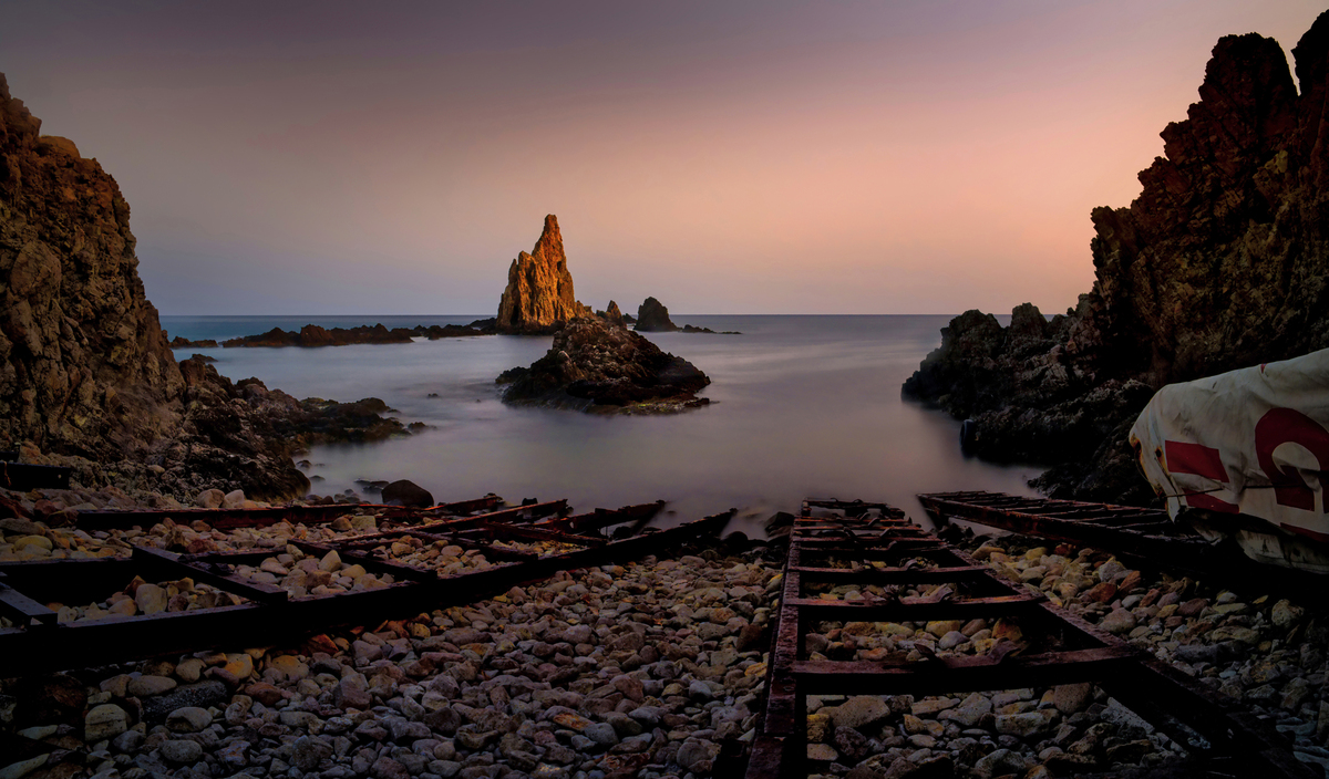 EMBARCADERO EN CABO DE GATA