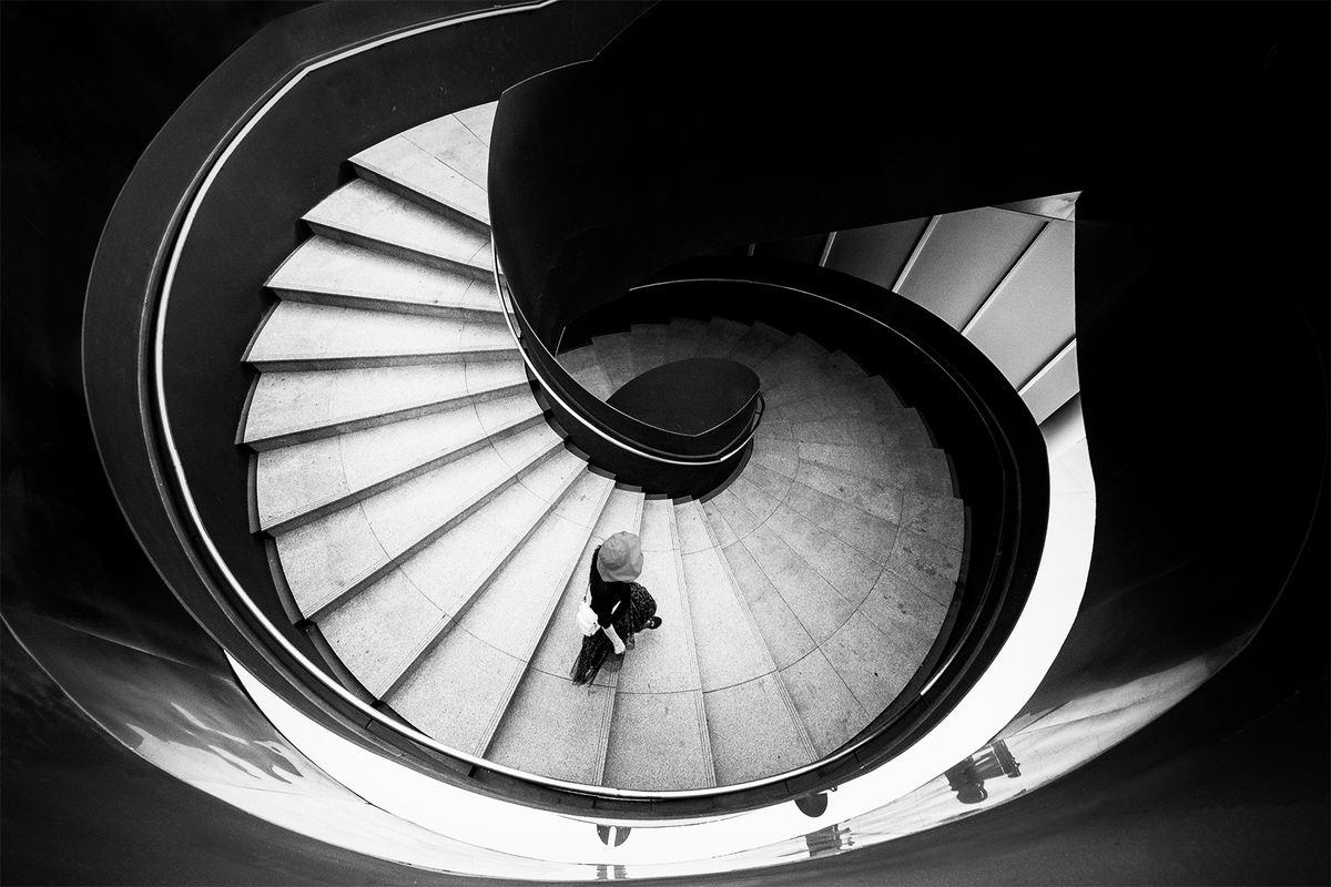 spiral staircase 01