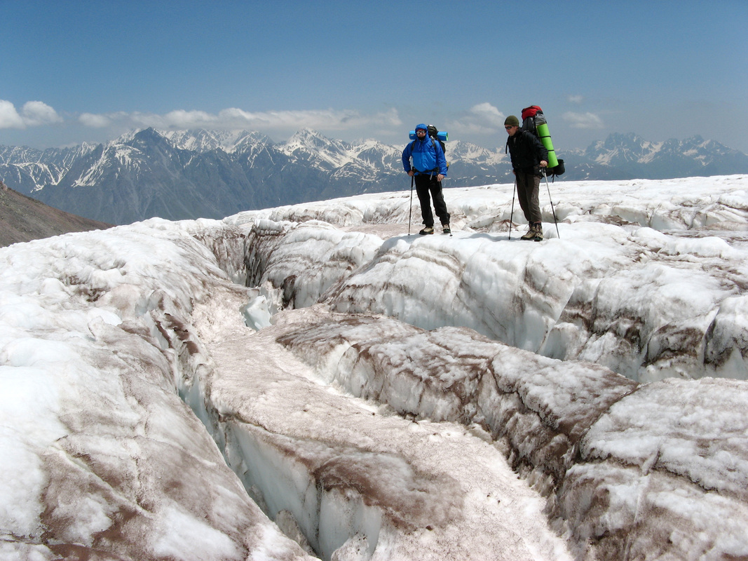 Льодові тріщини