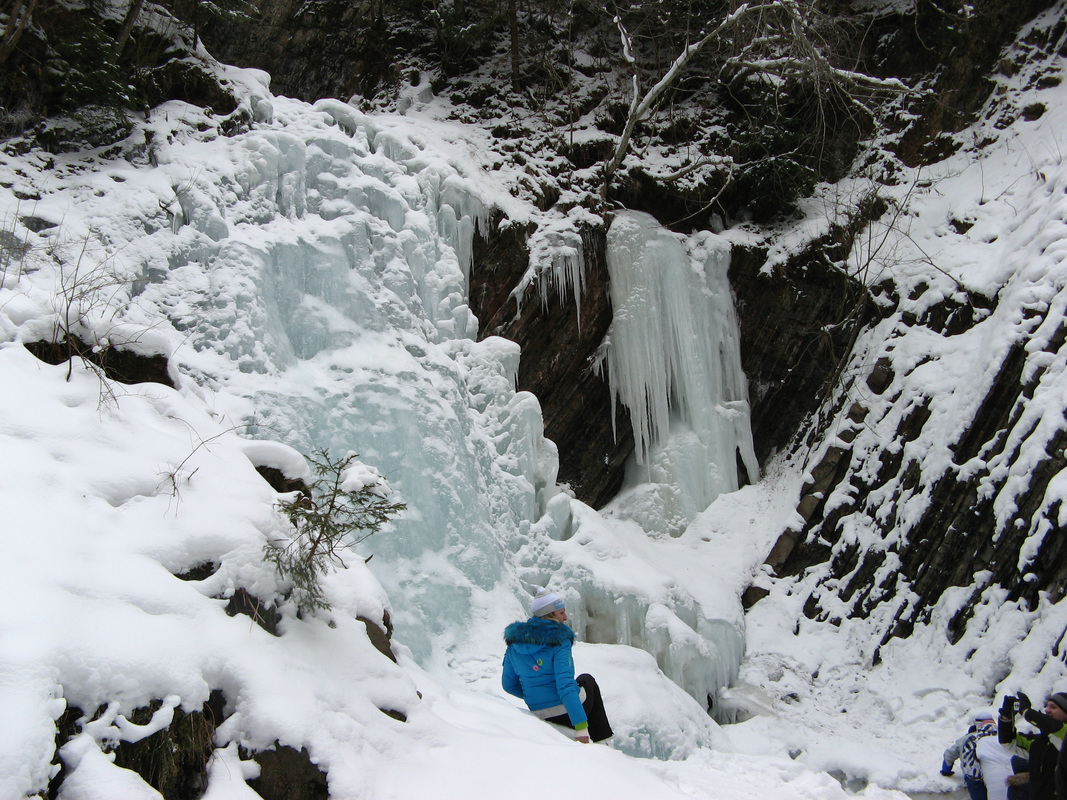 Заледенілий водоспад Гук