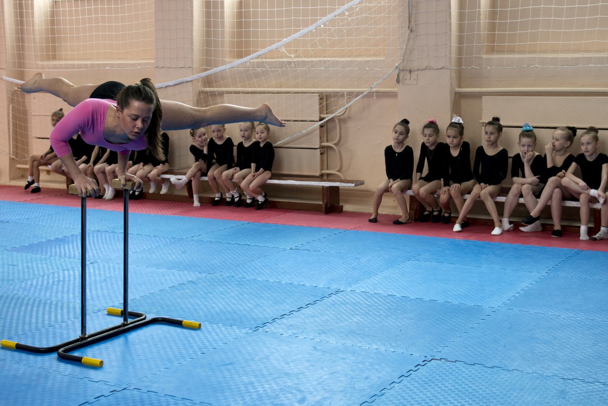 Соревнования по художественной гимнастике