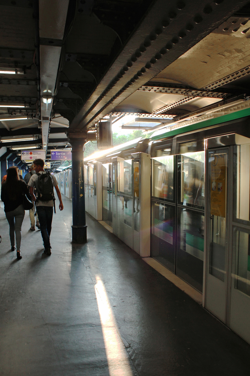 Солнечный метрополитен.