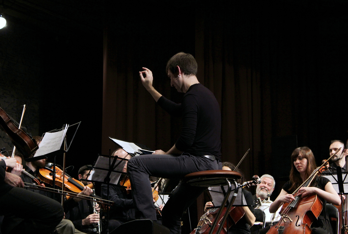 Танец  дирижера 1.