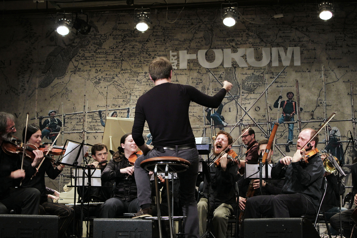 Танец дирижера 3.