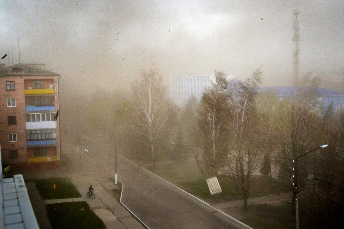 Буря зайшла у місто