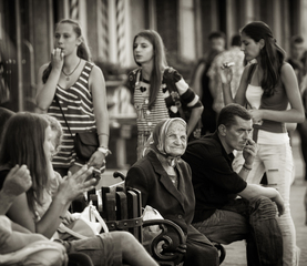 Життя за плечима