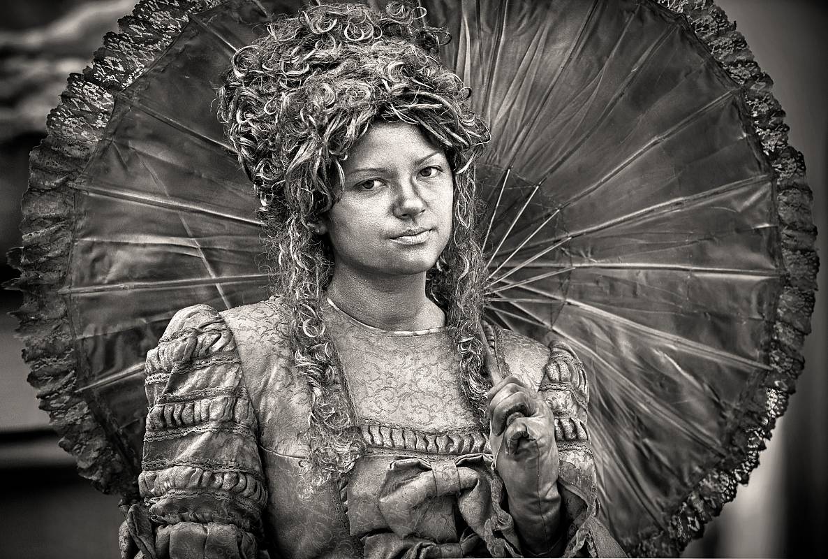 Saleswoman chocolates