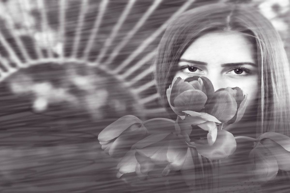 ТЮЛЬПАНОВЫЙ ВЗГЛЯД