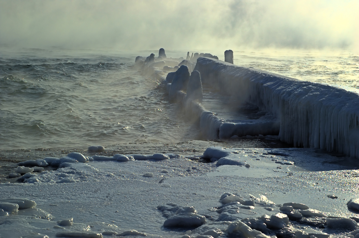Зимний шторм на Черном море