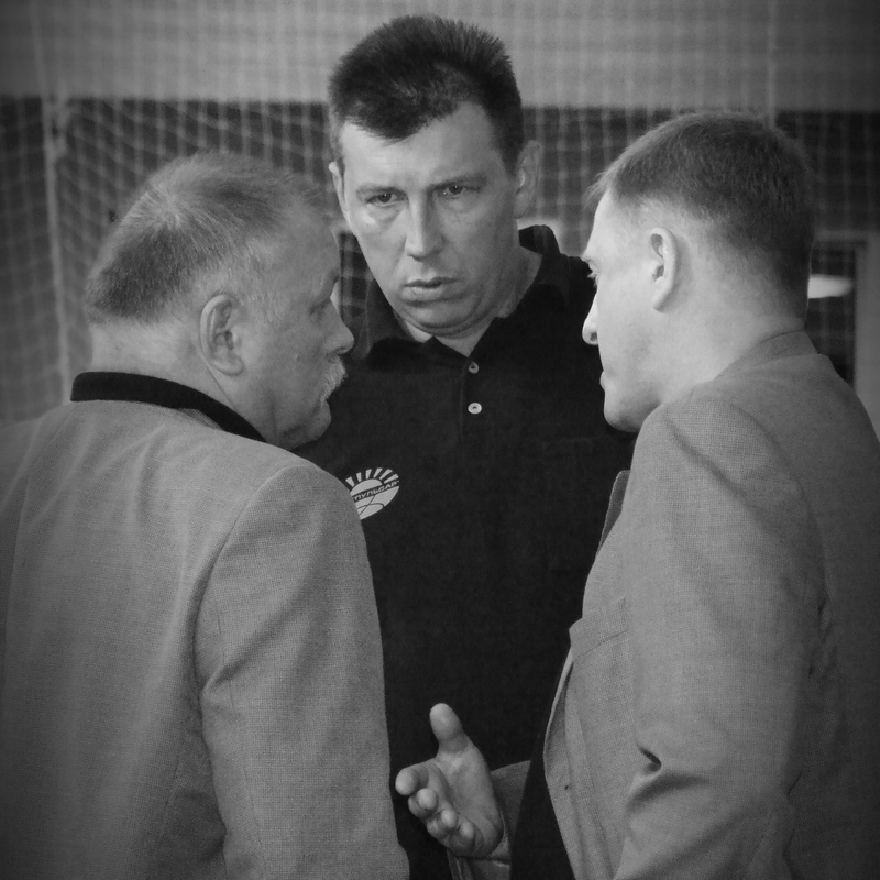 Тріо тренерів.