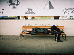 Точні науки(зупинка трамваю Метро Політехнчний інститут)((ломо, скан))