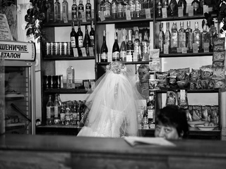 Причепурюється