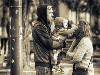 МАМИНО СЧАСТЬЕ, ПАПИНА РАДОСТЬ . . .