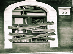 ВСЕ УШЛИ НА ФРОНТ . . .