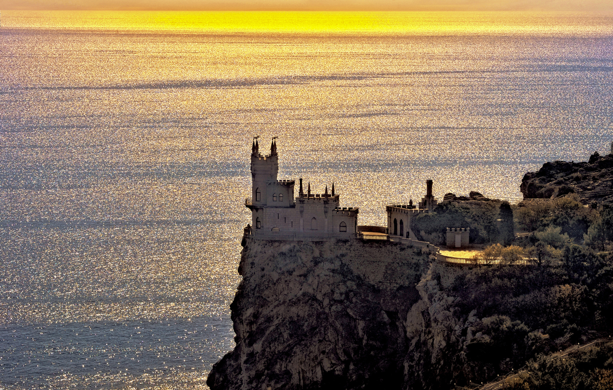 Ласточкино гнездо