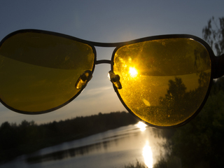 Крізь окуляри