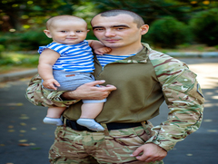 Мій батько - захисник.