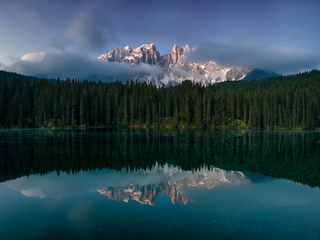 Тишина отражения.