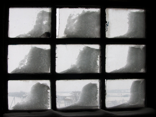 Вікно в зиму