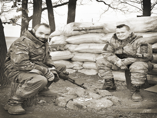 Війна. Два товарища.