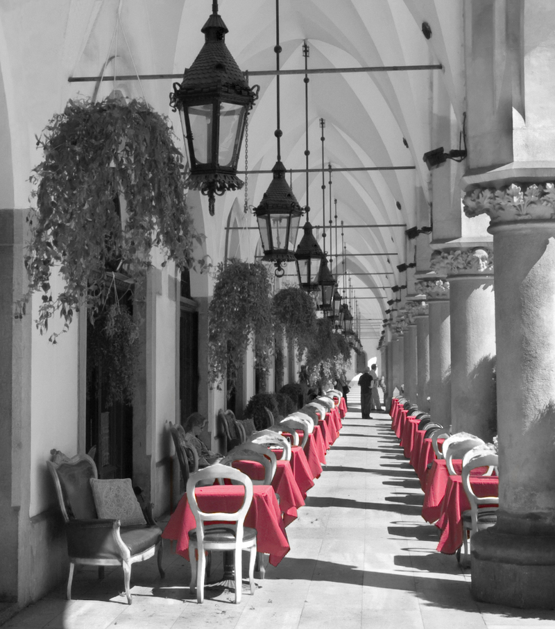 Cafe in the colonnade